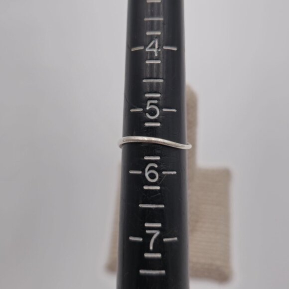 Size 5.5 Sterling Silver Cubic Zirconia Heart Key Lock Ring A3823 - Picture 4 of 6